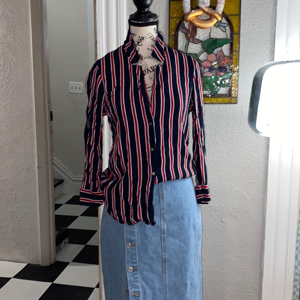 EUC forever, 21 blouse size medium